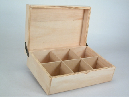 Caja de té grabada